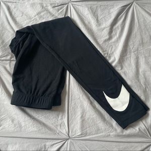 Girl’s Nike joggers